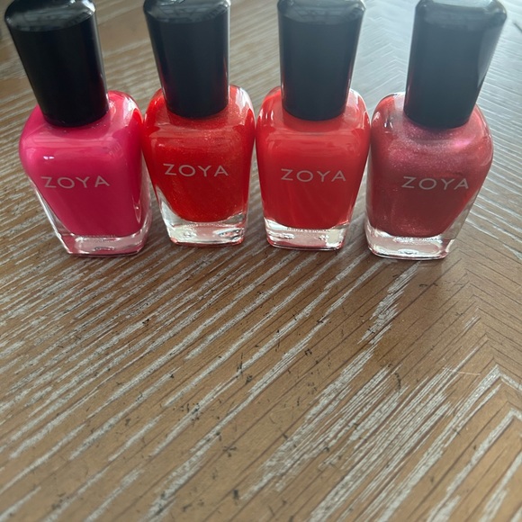 21 bottles Zoya polish-most never opened - Picture 5 of 7
